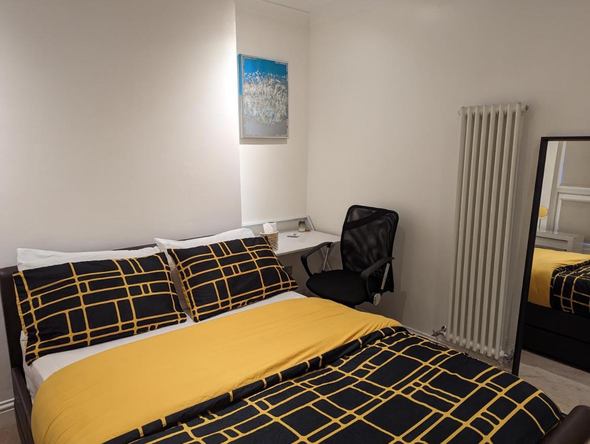 Fully-Equipped Flat In The City Of London Exterior foto
